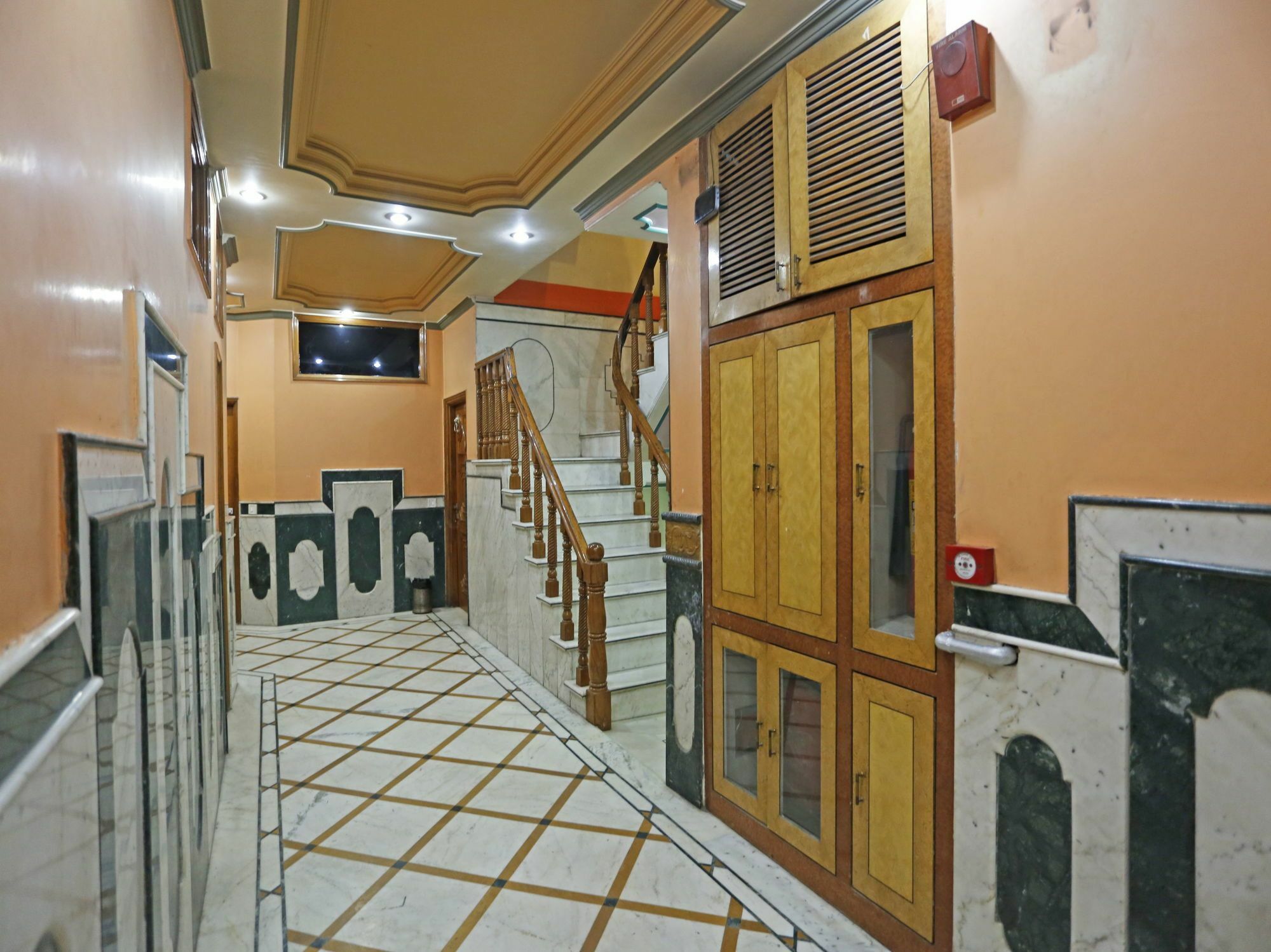 Super Hotel O Blue Sapphire Delhi New Delhi Exterior photo